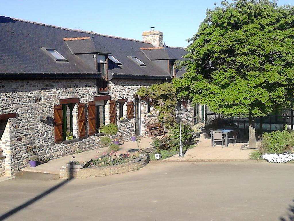 Hotel La P'Tit' Fugue La Bouexiere Exterior foto